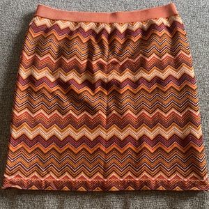 Rue21 M/L chevron skirt